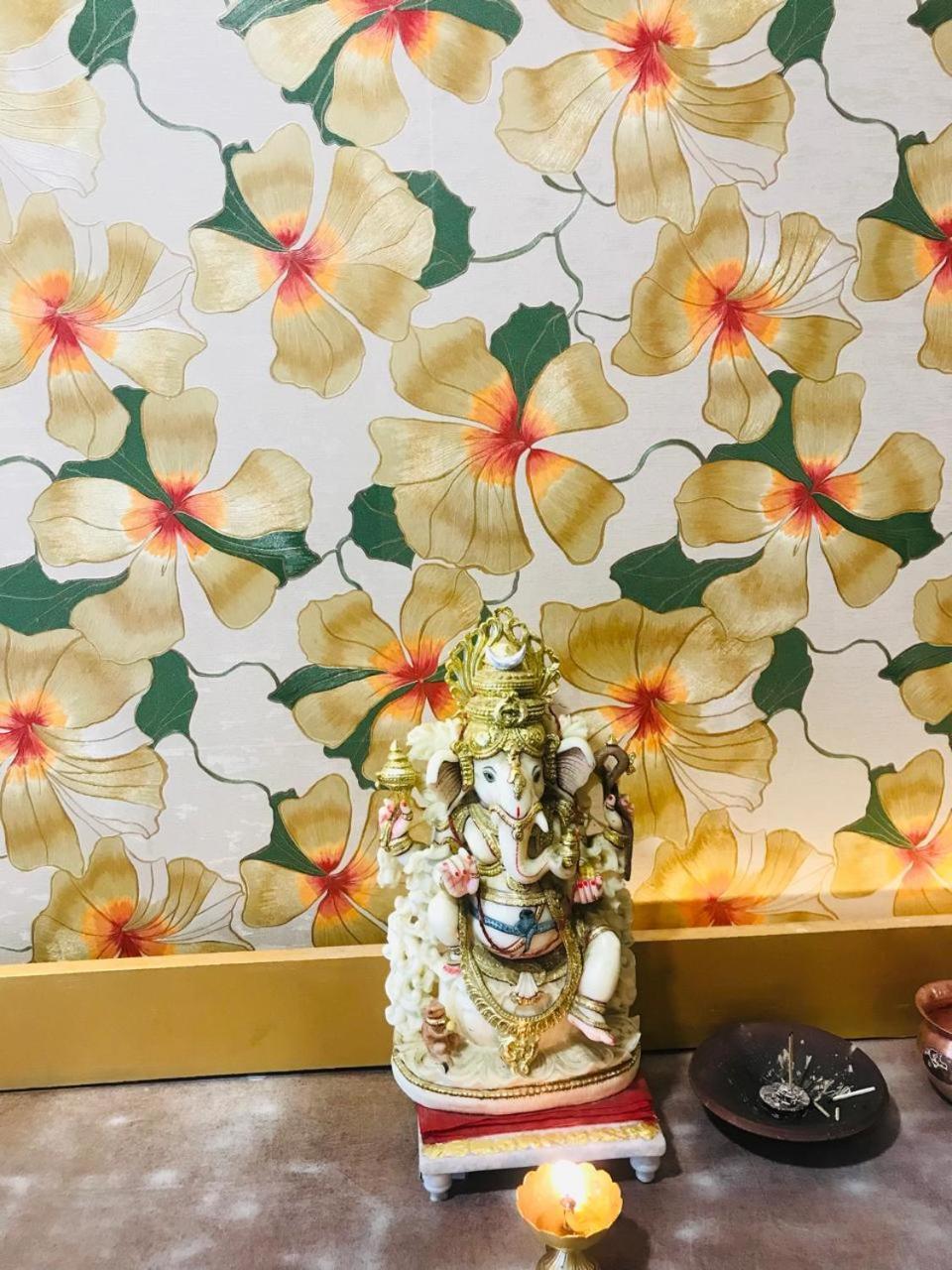 Tulip Palm Hotel Jaipur Bagian luar foto